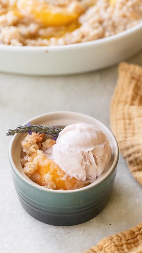 Easy Canned Peach Crisp! 🍑 Made with just a few ingredients this recipe is one of the easiest summer desserts! It’s hard to mess it up! After several variations I loved this recipe the most with granulated sugar (no brown sugar), a small amount of oats and a lot of butter 🤭 My baking partner had to come in for a quick cameo at the end. She’s the best 😁 🍑 Comment RECIPE and I’ll send it to you 🍑 Or SAVE this recipe next time you need an easy dessert for a party! I am a huge fan of serving a