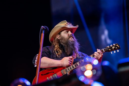 Chris Stapleton’s “Tennessee Whiskey” Makes Music History As First Country Song Ever Certified RIAA Double Diamond -