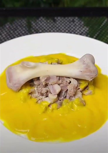 My cats love the crocodile ... and I love my monitor)) #Portable_Touch_Monitor