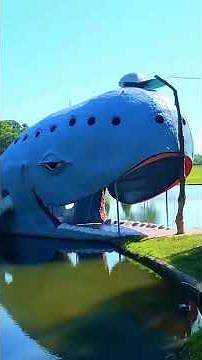 The Story of the Blue Whale of Catoosa – A Route 66 Legend