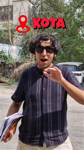 Books Giveaway in Kota🔥🥹#jee#jee2026#jee2027#jee2028#iit#shorts#jeechemistry#giveaway