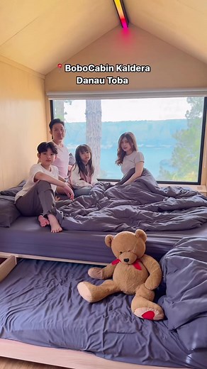 Exploring Bobocabin Kaldera in Danau Toba