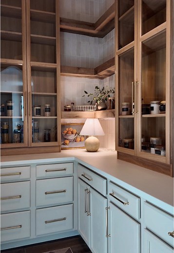 Pantry Makeover: Stunning Organization Transformation