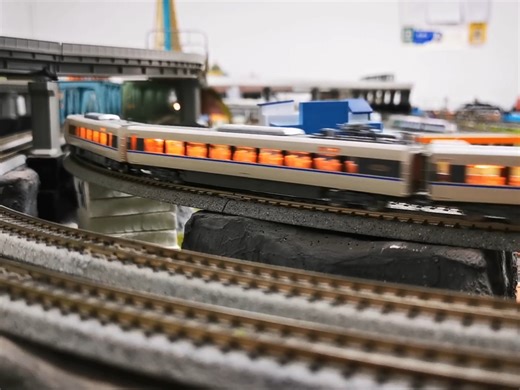 JR281/283系北陆特急电车 武汉火车模型运转