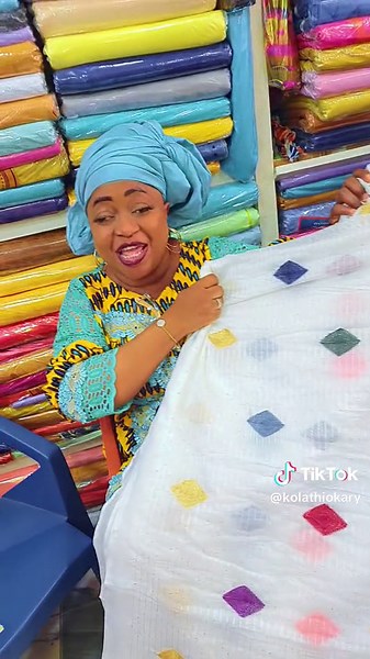 How to Fold and Display Colorful Fabric Styles