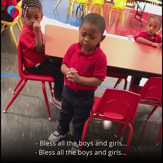 SOUND ON: This 3-year-old boy led his Pre-K class in a prayer before lunch – and he will completely melt your heart 😭 https://cbsn.ws/33qyT6N | The Uplift