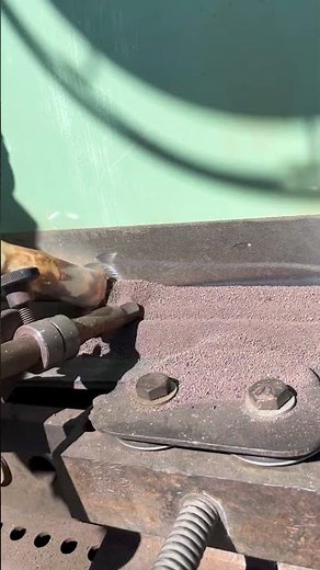 Flux core welding a horizontal #welding #welding machine #someonecall911