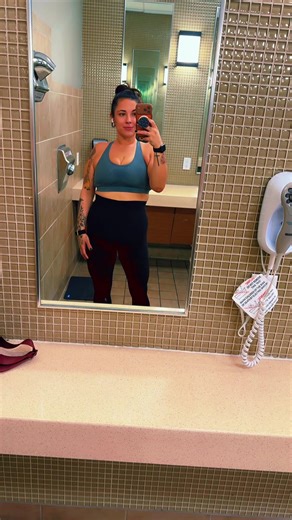 Seven months in and I am damn proud of the progress. Can’t wait for the year mark. #thickumms #creatorsearchinsights #letsgo #fitnessjourney