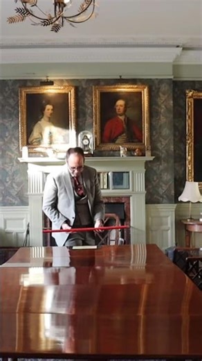 Using a butler stick to lay a table #bemorebutler #butlerschool #tablesetting