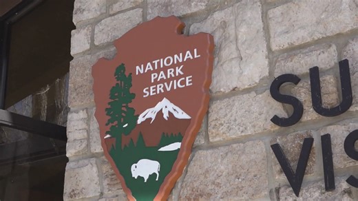 Leaders work to keep GSMNP open amid shutdown