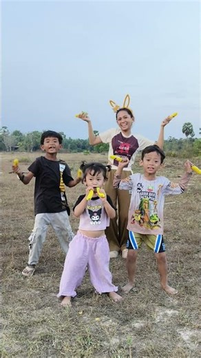 Chicken Banana Dance Challenge 🐥😂#shorts #viral