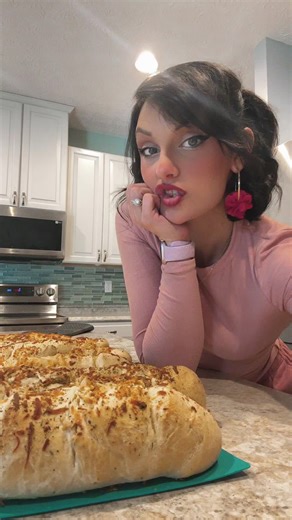 Anna V (@annavictoria9933)’s videos with original sound - Anna V