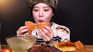 163K views · 90 shares | ASMR Baked Sweet Potatoes, Egg bread, Fish-shaped Buns, Hotteok, and Kimchi Mukbang #asmr #mukbang #eating_show | Boki Mukbang | Facebook
