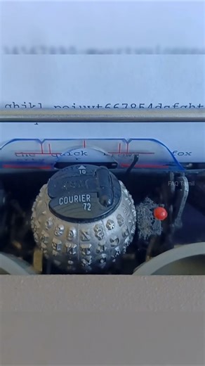 The Typewriter That Used a Ball 😱 | IBM Selectric Type Ball Explained #facts #shorts