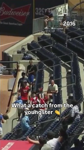 He snagged that ‼️ #dukebluedevils #accbaseball #collegebaseball