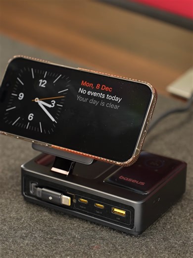 Desks weren’t meant to look like this, especially when you have: Baseus Nomos NH21 5-in-1 Desktop Charging Station 🔗 in bio. #baseus #baseusnomos #wirelesscharger #qi2 #fastcharging #laptopcharger #desksetup