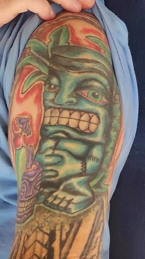 RAWK! The ultimate compliment you can ever pay to an Artist! Piece is called “Digga Digga Do” Acrylic on Canvas. Check it out! #tattoo #art #painting #tiki | Tiki Shark Art Inc.