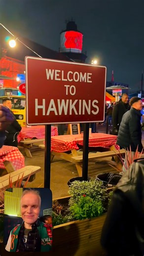 Get Ready Comics on Instagram: "We came, we nerded out, we barely escaped the Upside Down 🧇⚡️🔦📡 @netflixuk - London understood the assignment. This Saturday, the 2 Paul’s visited the @strangerthingstv fan event in London! The 80’s vibes were on point, the love for all things Hawkins was off the charts. We were both 8 years old again, it was wonderful surreal and emotional! Nothing beats celebrating iconic pop culture with fellow geeks who get it. Huge thankyou to Netflix & @geekgarageuk for t