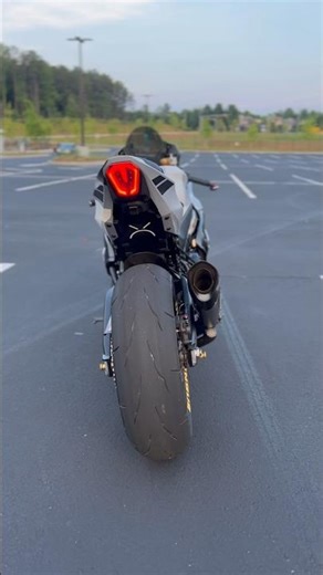 2022 Suzuki GSX-R1000R Walk Around