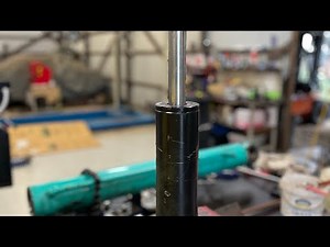 Hydraulic Cylinder Rebuild ( Clark Forklift Tilt)