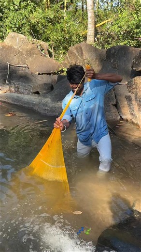 Jeyachandran lasar on Instagram: "Fishing 🎣 net ha use pani fish pudichirukom makalaye❌🤣#fishing #petsvideos #petscorner #tirunelveli #pets"
