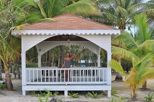 Black Travel Vibes: Honduras Has One of the Best Beaches in the World | Essence