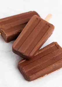 Fudge Popsicles (Fudgesicles) - I Heart Naptime