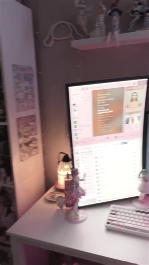 Creating the Perfect Cute Desk Setup