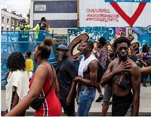 Notting Hill Carnival: 30 Officers Injured, Nearly 400 Arrests Despite Huge Police Crackdown - Conservative News & Right Wing News | Gun Laws & Rights News Site