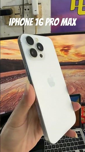 iPhone 16 Pro Max Hands-On 🔥 First Look at Apple’s Powerhouse!