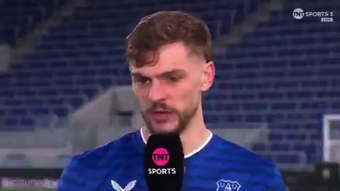 La decadencia del futbol apareció cuando de la nada todos los clubes, impulsados por la Premier y los ingleses, llenaron sus equipos de estos burros. Tipos que no son suficientemente buenos para ser mediocampistas y tienen que llenar stats con goles para camuflarla