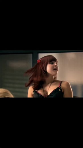 Exploring Emily and Katie Fitch in Skins Gen 2