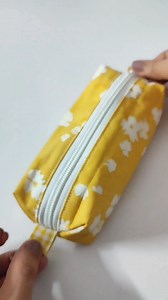 DIY Folded Gusset Zipper Pouch #craft #wallet #sew #diycrafts #diy #diyproject #handmadecrafts #fbpost #upcycle #fbreels #sewing #fbviral #sewist #handmade #viral #upcycling #diyprojects #crafts #diycraft #sewingtips #trending | DIY Cheng