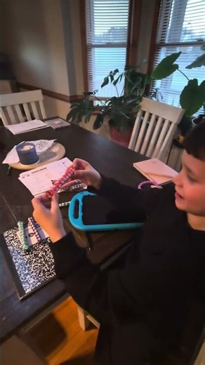 Tutorial on a Chinese Finger Trap #fingertrap #shorts