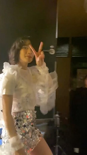 SPRING SESSION 春よ受けて立つ!!! in仙台 ありがとううー！すっごい楽しかった。みんなの顔よく見れたよ また会おーね！🌸 Styling: @izumimachino Hair&Make up: Kaori Mori #のんSPRING #春よ受けて立つ | のん