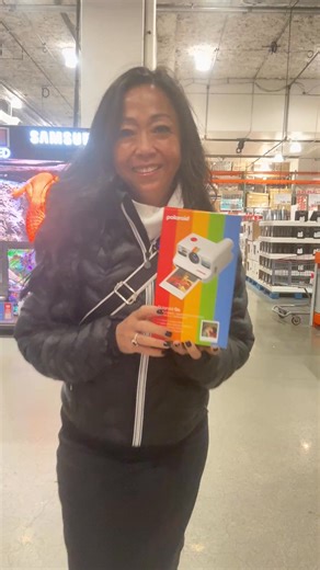 @Polaroid Go Generation 2 Camera with Film Bundle - 32 Photos @costco_ canada Vancouver Expo November 2025 with @justcallruth Capture real life on the Go. The most portable, wearable, take anywhere-able Polaroid Go Generation 2 instant camera. Compatible with Polaroid Go film in the original Polaroid instant film format. Also included are 32 instant photos. Camera Features: Large aperture range (F9-F42) Precise light sensor Accurate, human-friendly flash Built-in selfie mirror Self-time mode Dou