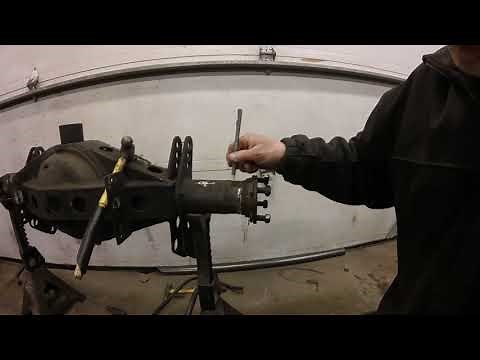 narrowing a 9 ford rear end