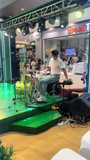 Song : love អូន @RIZER Official