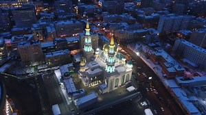 This is the largest and most impressive masjids in Moscow that is also known as the Central Moscow Mosque – and is large enough to hold 10,000 worshippers. The Moscow Cathedral Mosque features ornate Asian, European and Islamic architecture both on the outside and the interior. The white and green exterior of the mosque is topped off with one large, golden dome that is gilded in 12-karat gold leaf along with three domes of the six minarets. The spacious interior features an intricately decorated