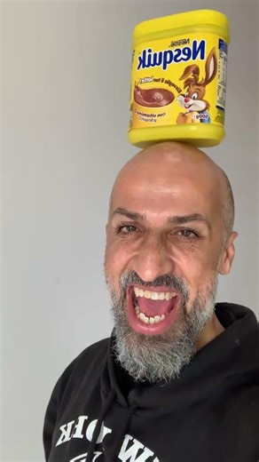 Για τα δύο Nesquik girls 🥛🍫👑#comedy #funny #nesquik #humor #viral #chocolate #video #fyp #sorts