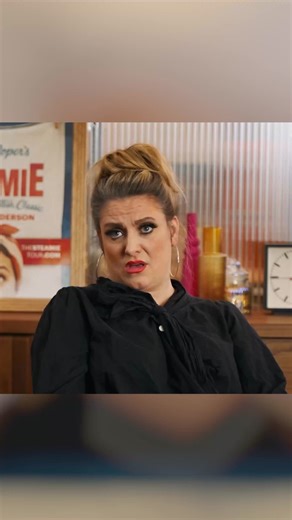 It’s no just a Glasgow story... it’s a story for us aw! 🧼❤️ Whether it’s a jute mill or a dander doon tae the river, women have always found a way tae come thegither, share a laugh, and get the job done. It’s a story o' workin' class life that speaks tae everyone, nae matter where ye hinger yer washin'. Tell us yer memories o' the 'hubs' in your life. | The Steamie