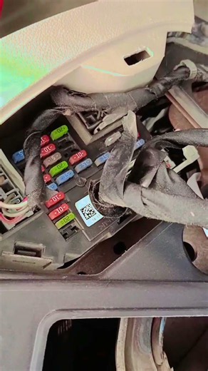 Chevrolet fuse box location #automobile #mechanic