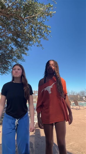 pool w aurellaa @🤑🤑🤑 #fyp #sooocuteee #pool #us