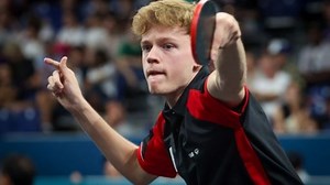 Jeux Paralympiques – Laurens Devos atteint la finale en tennis de table classe 9 et s’assure de l’argent - RTBF Actus