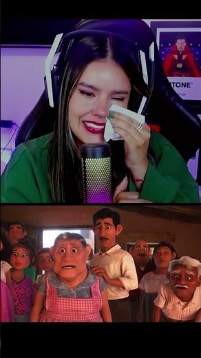 Miguel sings to Mama Coco | Sad scenes from Coco that will make you cry