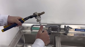 Sink Faucet Adapter T&S installation kit with elbow connector, 7976KIT-EL