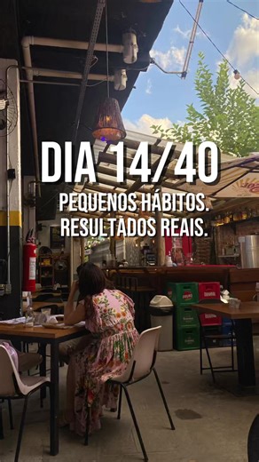 Dia 14 de 40 dias no foco. Duas semanas mostram o poder do simples feito todos os dias. Água, leitura, movimento, escrita, sono e alimentação ajustada. Nada extremo, nada mirabolante, só constância. Os resultados começam a aparecer antes do que a gente imagina. E isso é só o começo. #habitos #foco #rotina #desafio #disciplina