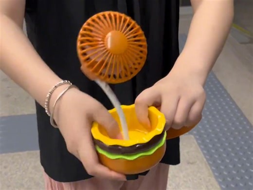 风扇汉堡这次又赚翻了