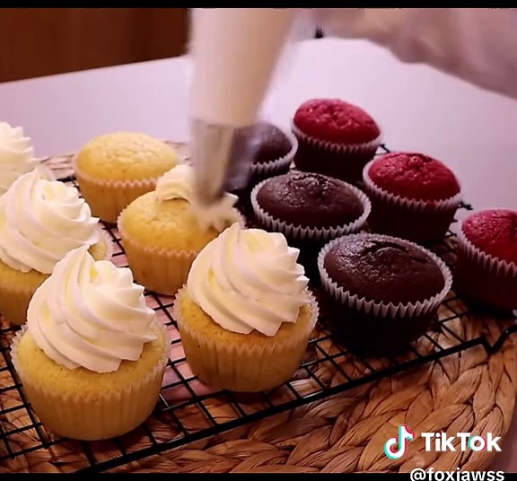 Delicious Cupcake Recipes Inspired by Arcane Characters