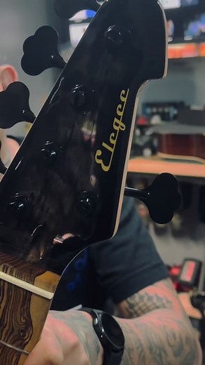 “Nimbus” Elegee Jazz Bass | Elegee Custom Guitars